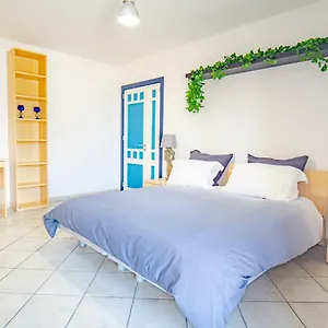Castle Living Apartment